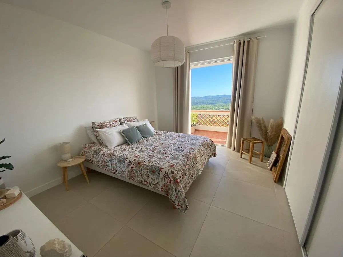 Logement Charmant Avec Vue Magique Montauroux Apartment