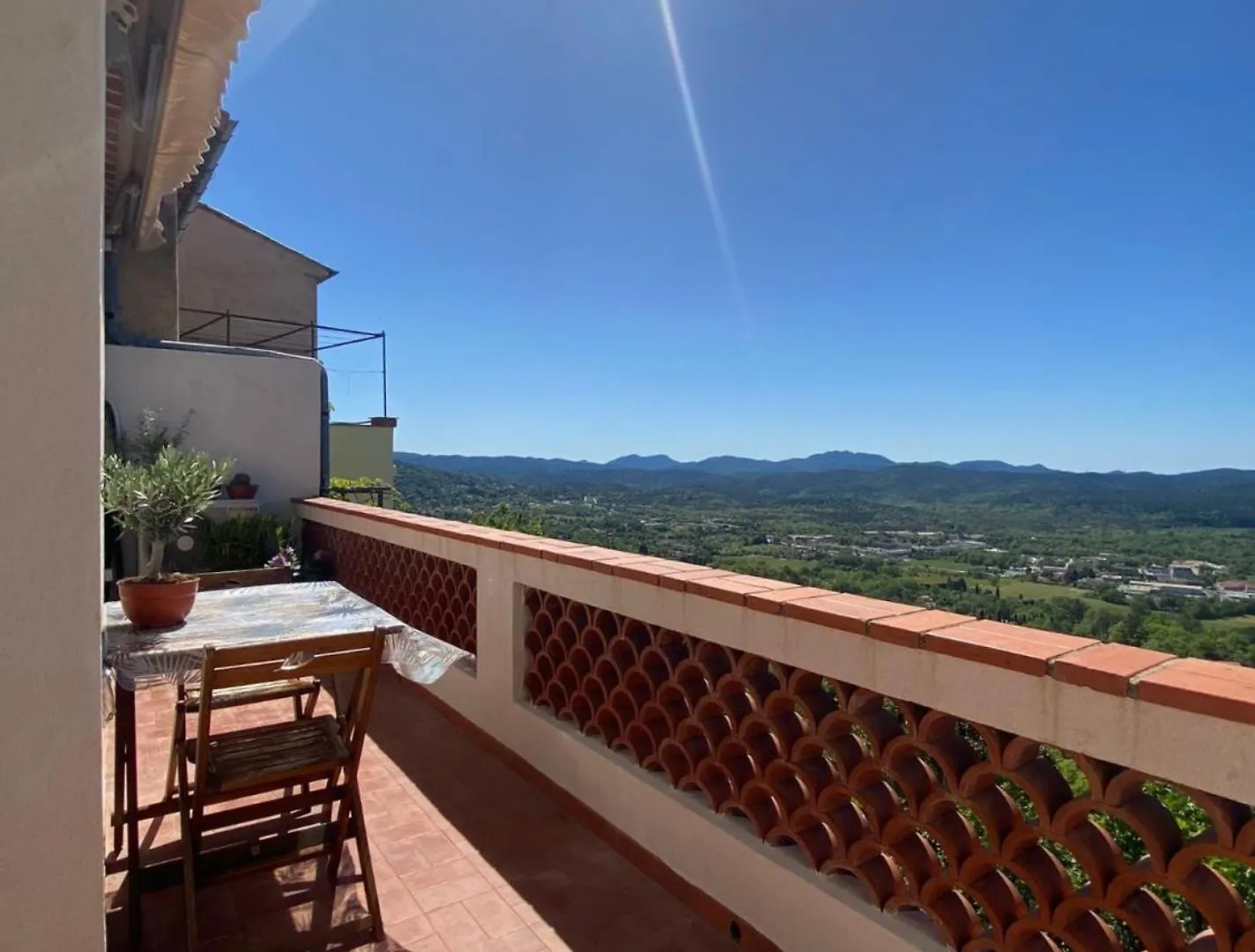 Logement Charmant Avec Vue Magique Montauroux 0*,  France